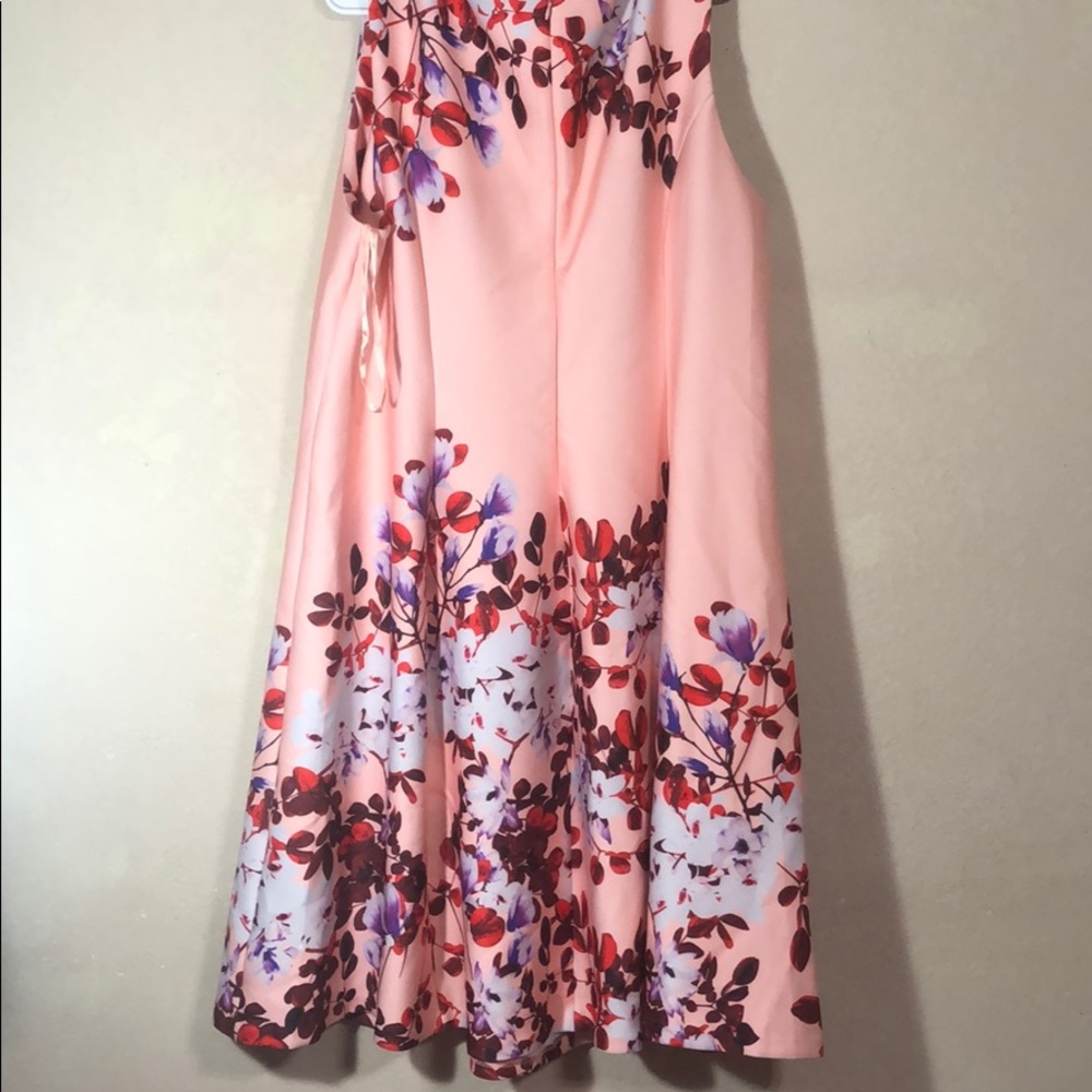 TAHARI FLORAL DRESS - Picture 4 of 5